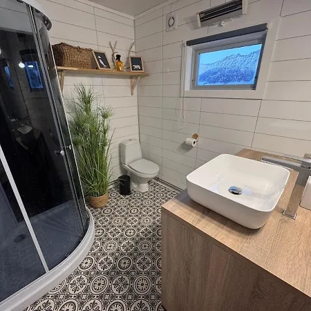 Aurora Boutique Hut With Private Sauna Senja